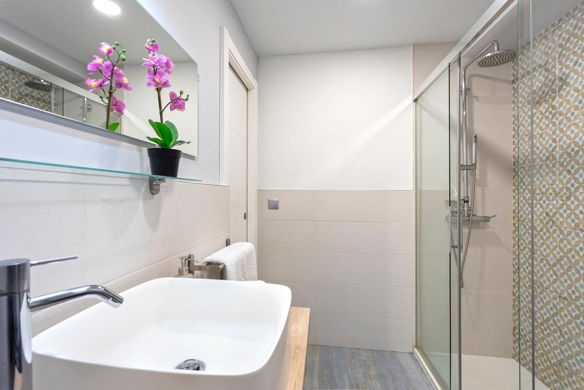 Appartamento Coqueto Junto A Calle Larios By Rent Me Málaga